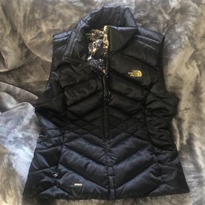 Limited Edit. North Face vest sz L